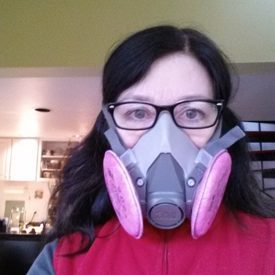 And because I do believe that Farmer's Lung is still a concern, I purchased this attractive accessory for feeding the sheep and chickens.  It's hugely helpful and protects my lungs from dust and mold. Yaasss.
